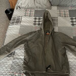 Berne brown coat size large. In great condition has zip up pockets